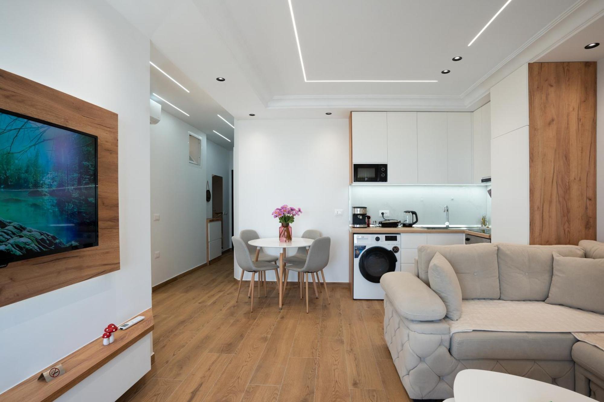 The Blue Pearl Apartment